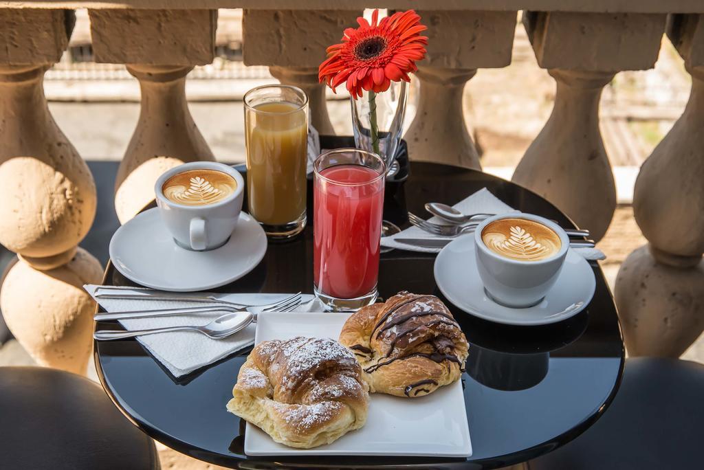 Pantheon Caesar Relais Roma Exterior foto