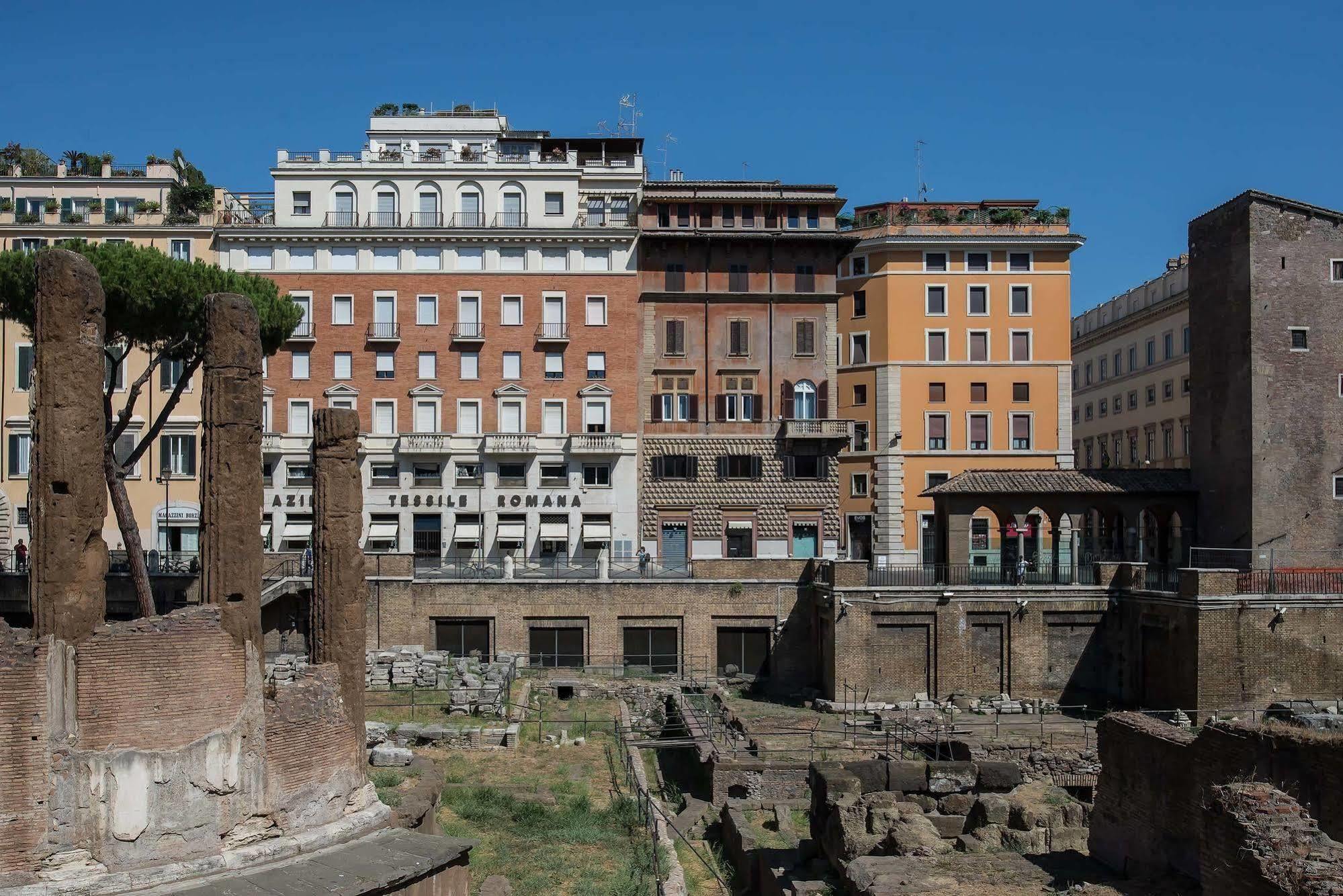Pantheon Caesar Relais Roma Exterior foto