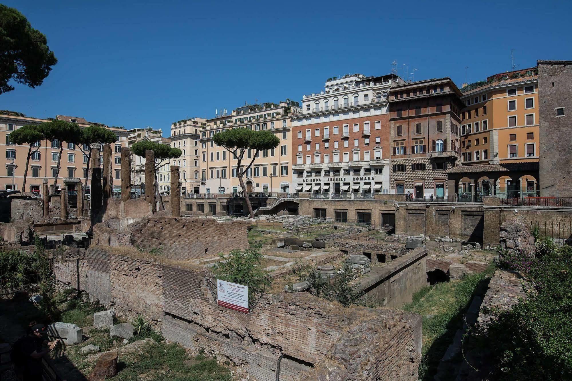 Pantheon Caesar Relais Roma Exterior foto